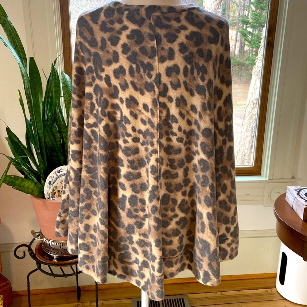Dress Up animal print poncho! Size large!! - Picture 6 of 10